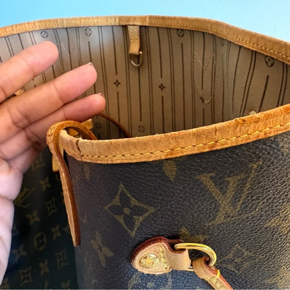Louis Vuitton MM Neverfull - Picture 5 of 9